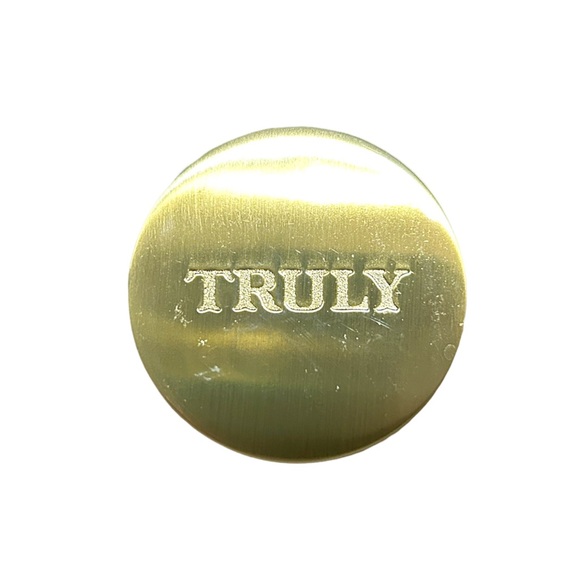 Truly Buns of Glowry Butt Polish 0.7oz | Tighten & Glow | Watermelon Vitamin E - Picture 2 of 5